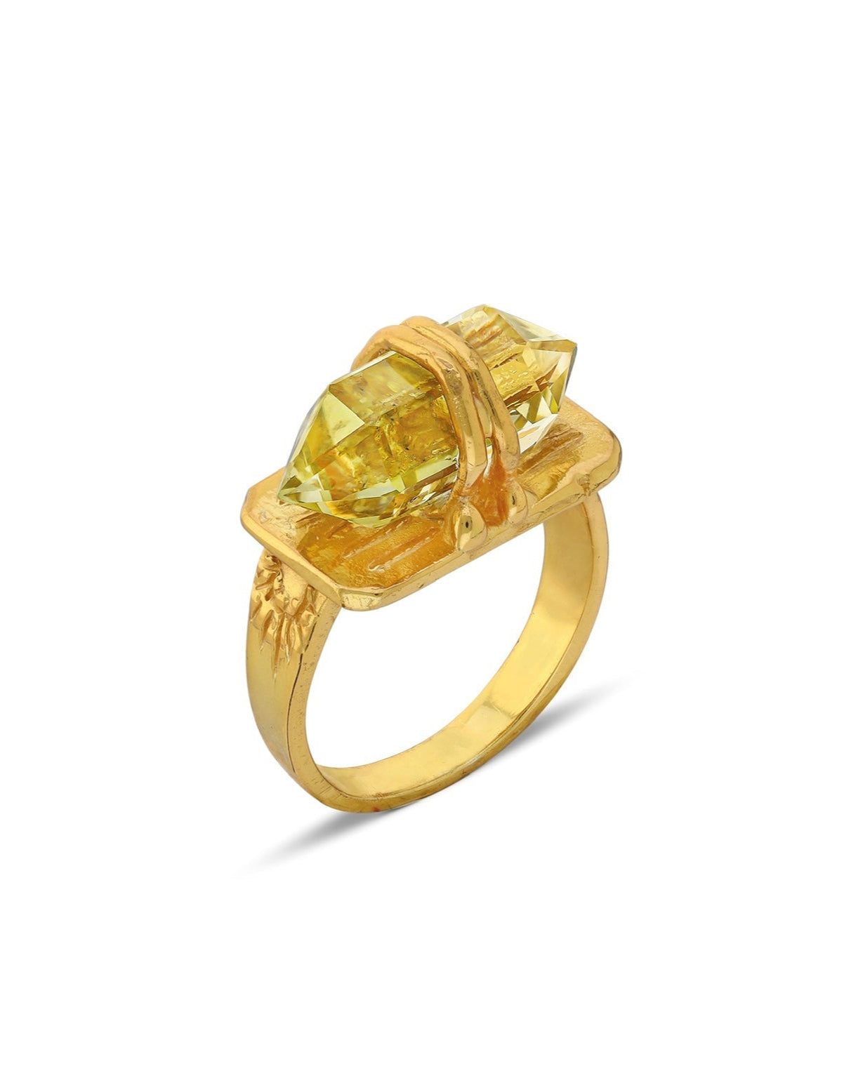 THE CHRYSUS RING