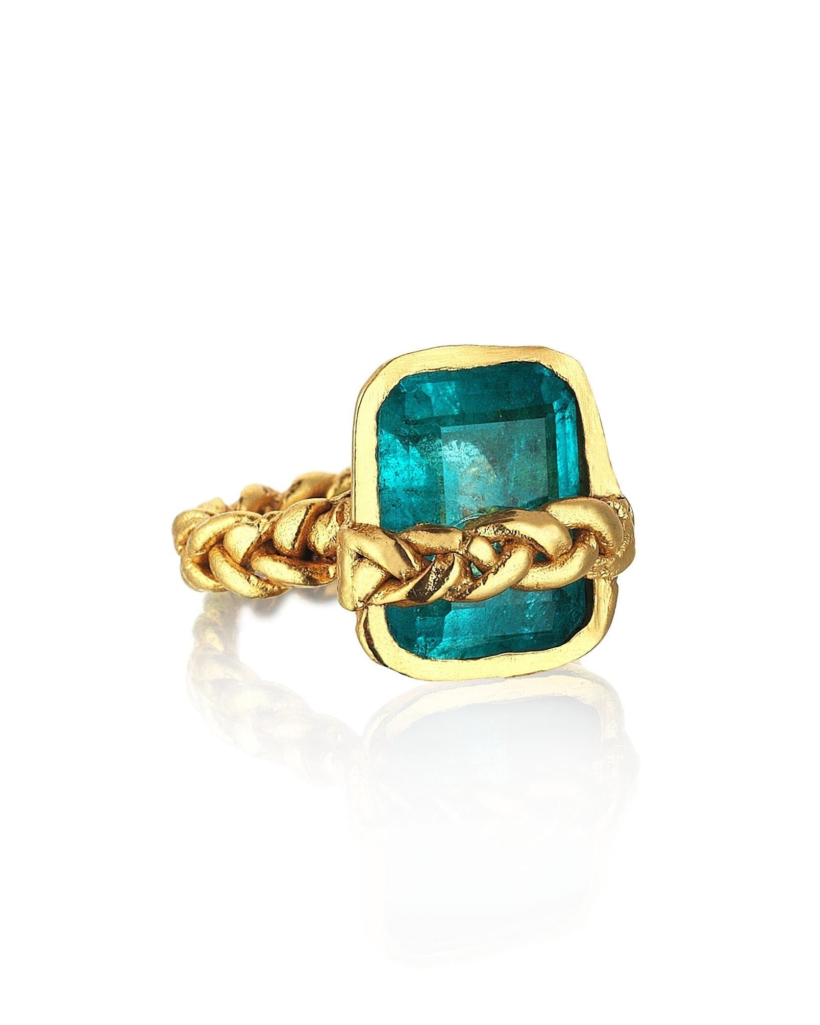 THE OCTAVIA RING