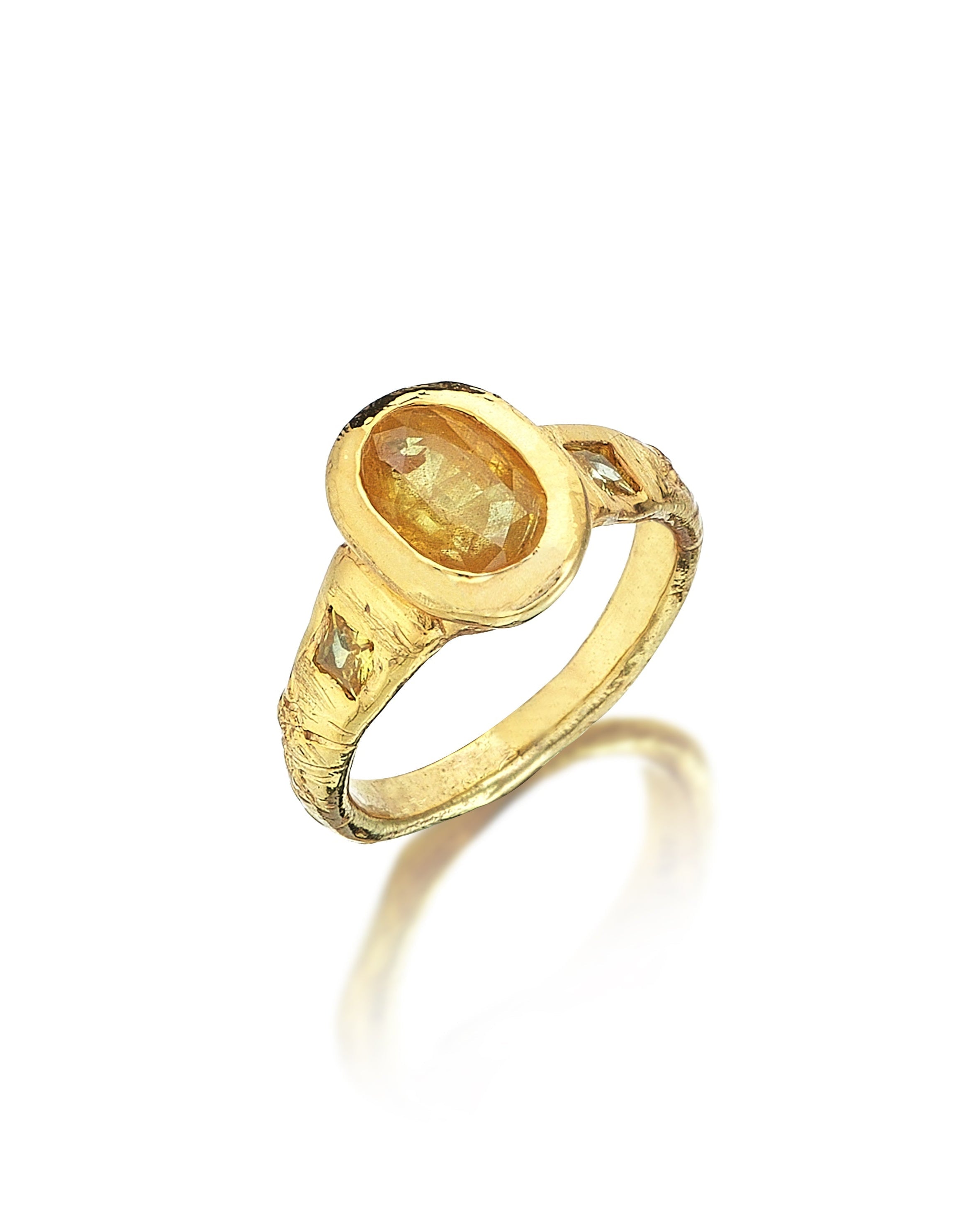 THE YELLOW SAPPHIRE RING