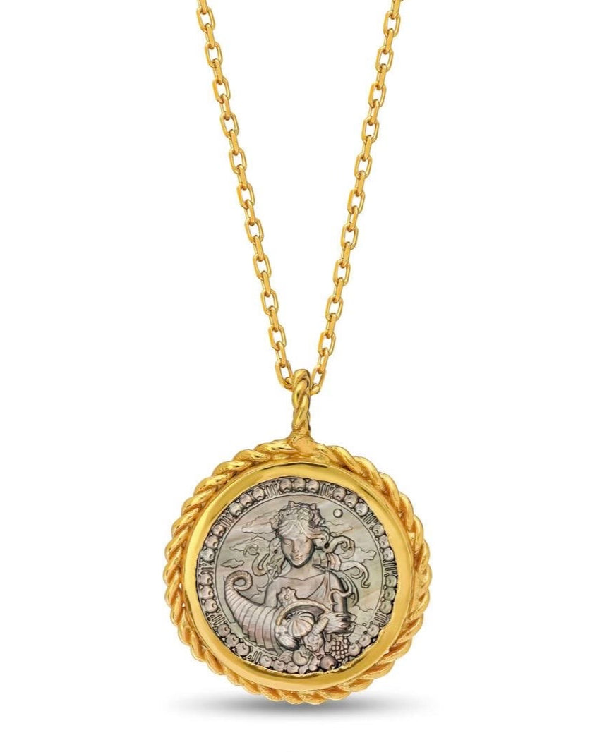 THE WATER GODDESS NECKLACE