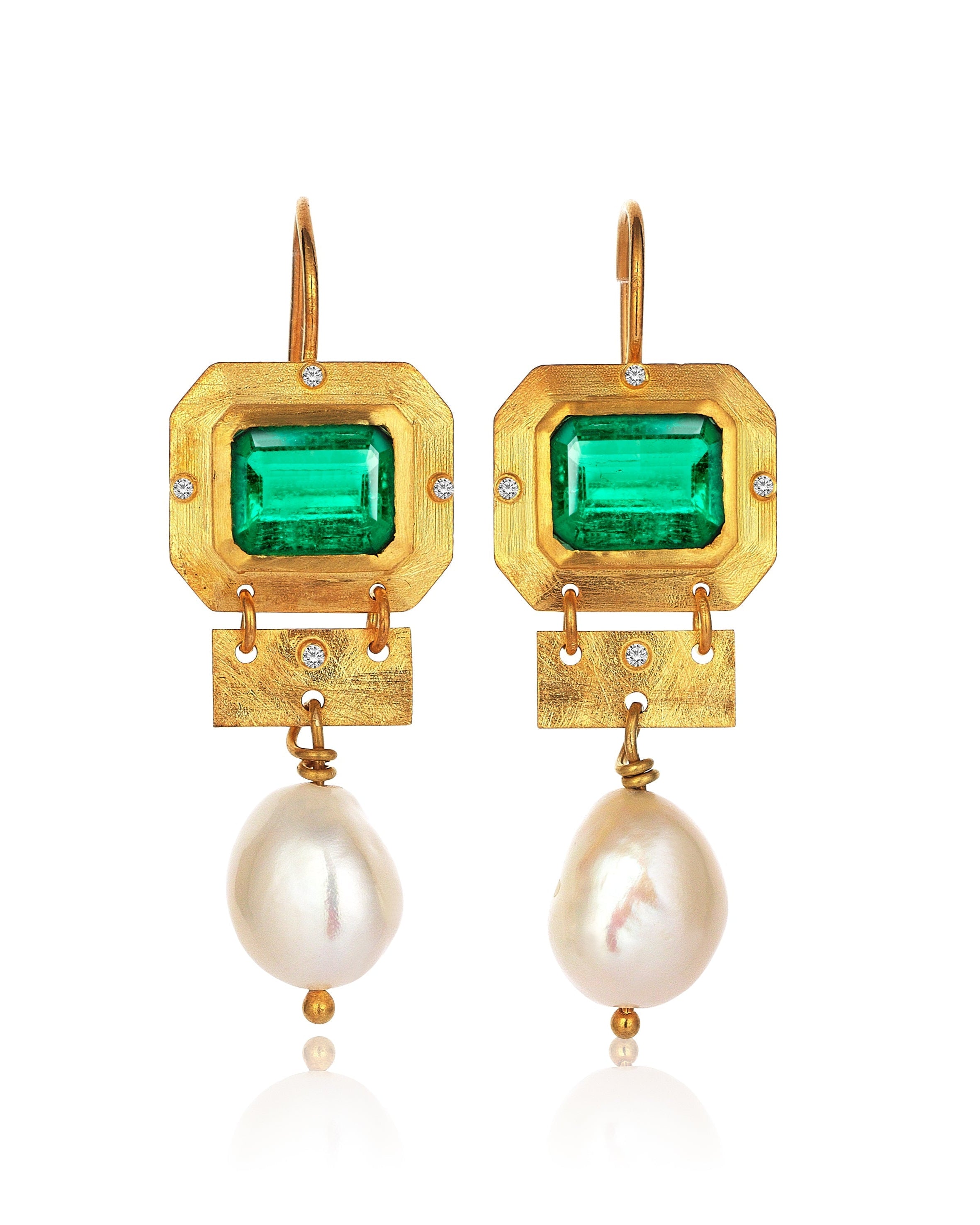 THE HERA EARRINGS
