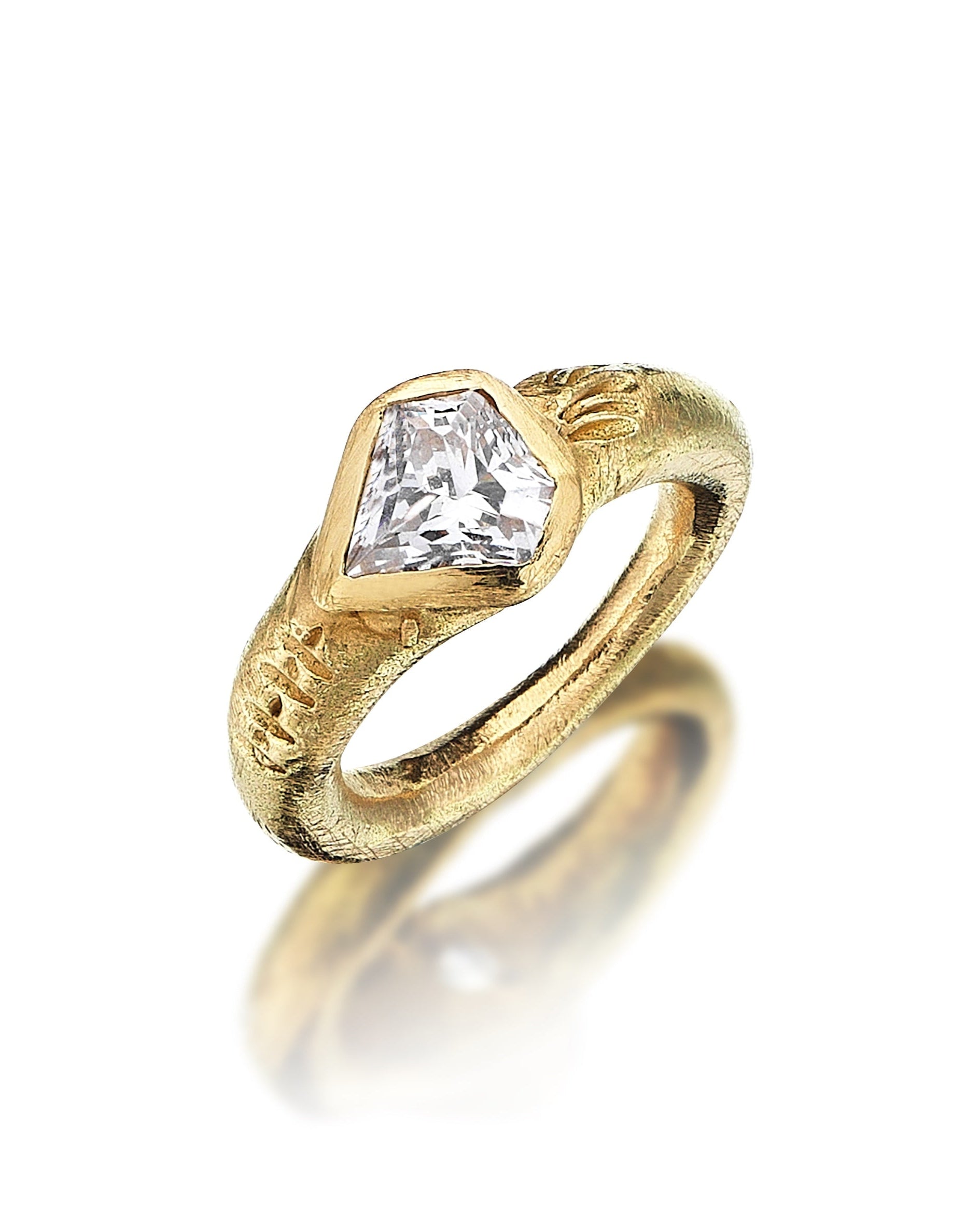 THE NARCISSUS RING
