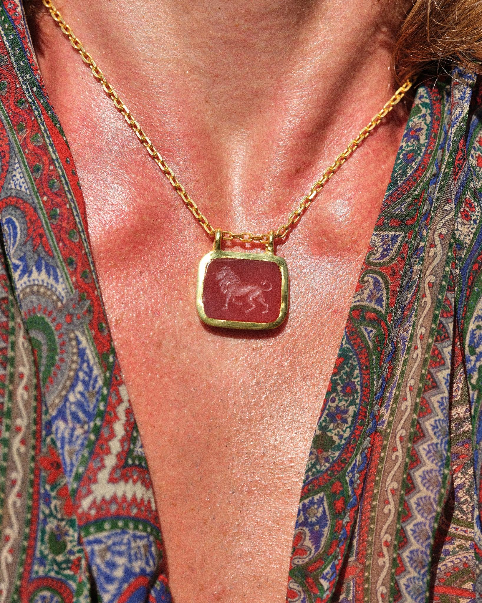 THE ASLAN NECKLACE
