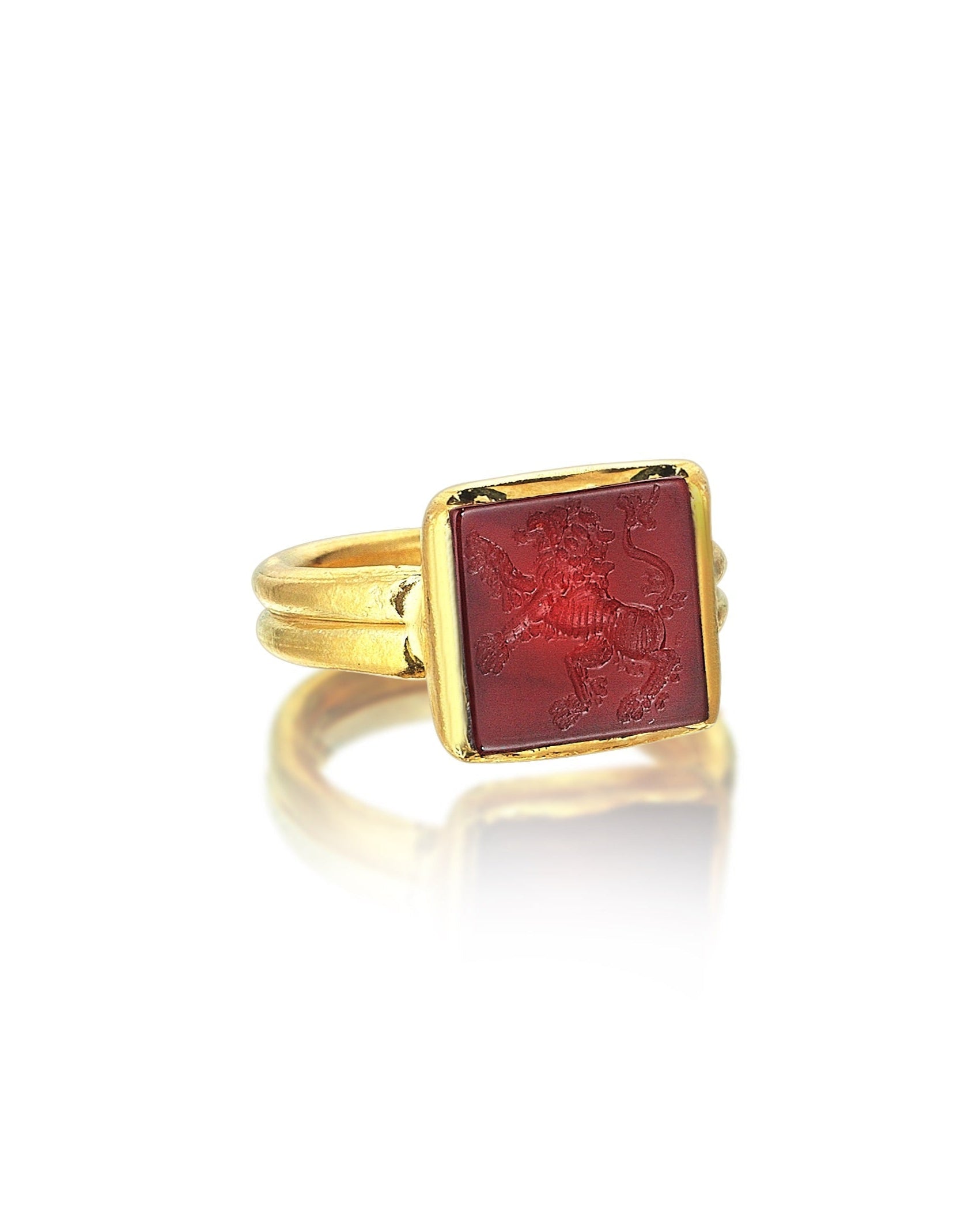 THE CAVALIERI RING