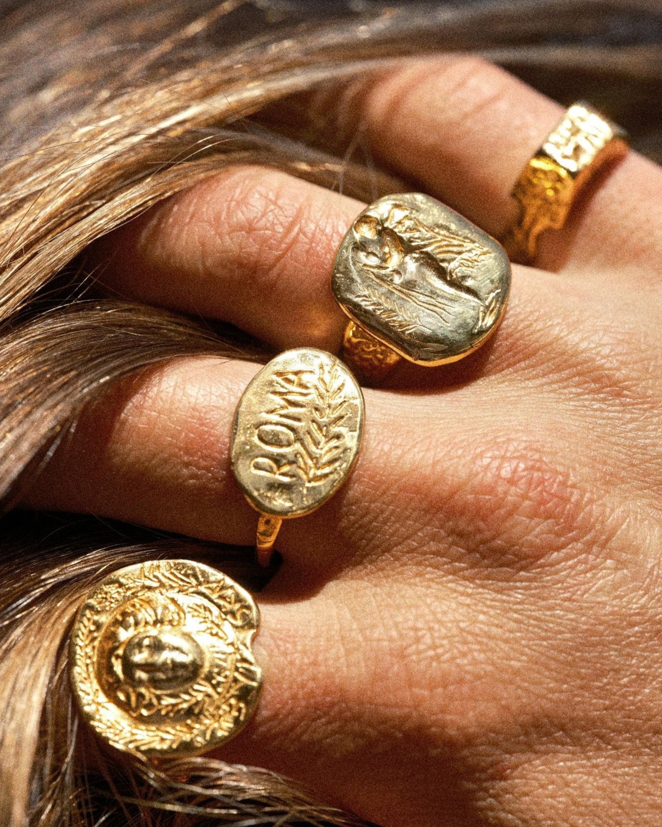 THE APOLLON RING