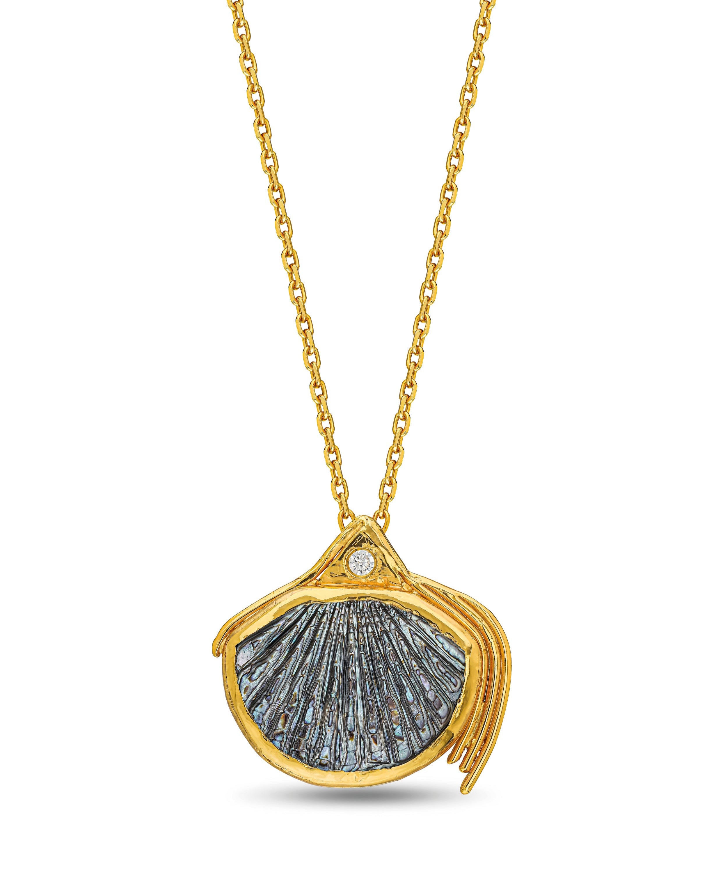 THE OYSTER NECKLACE
