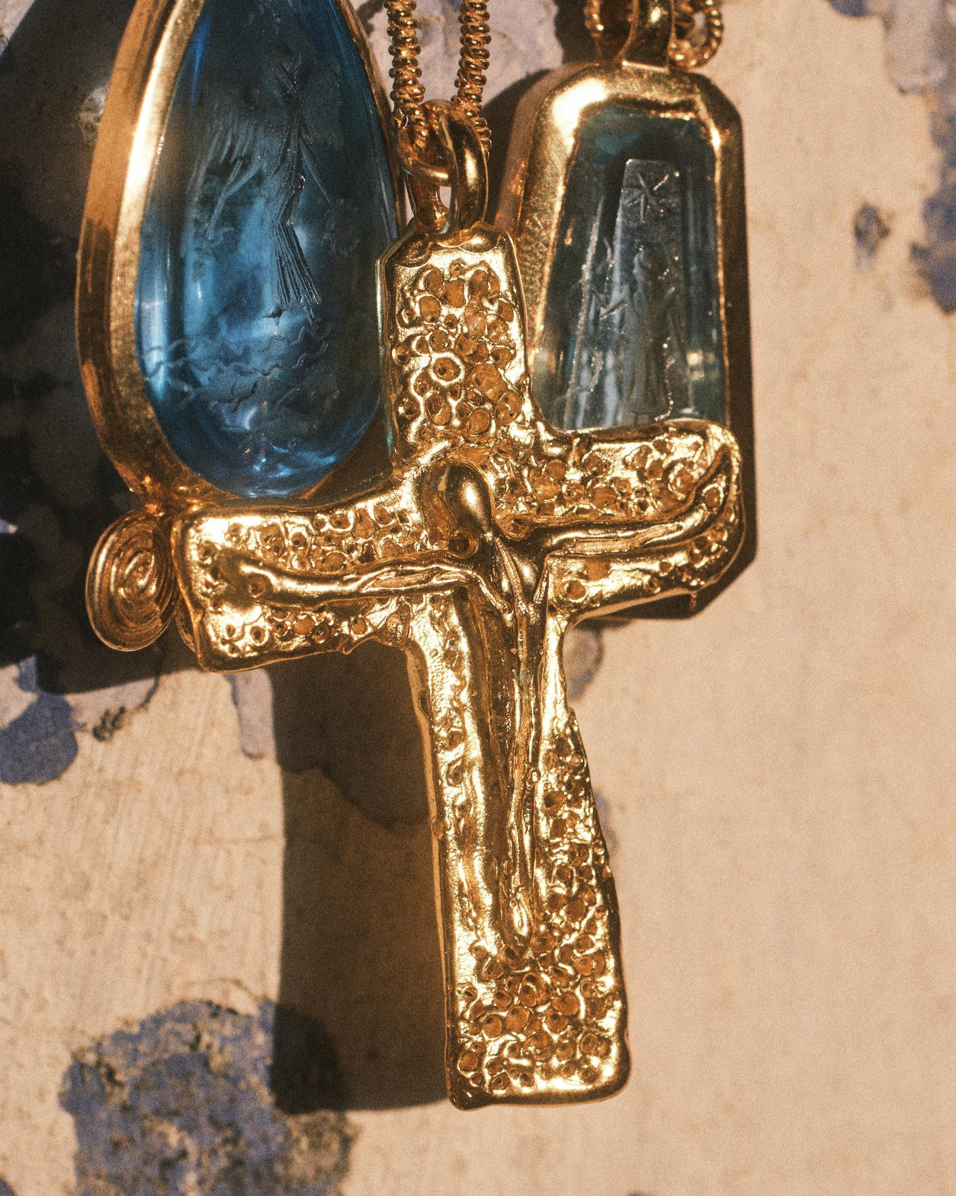 THE YESHUA CROSS