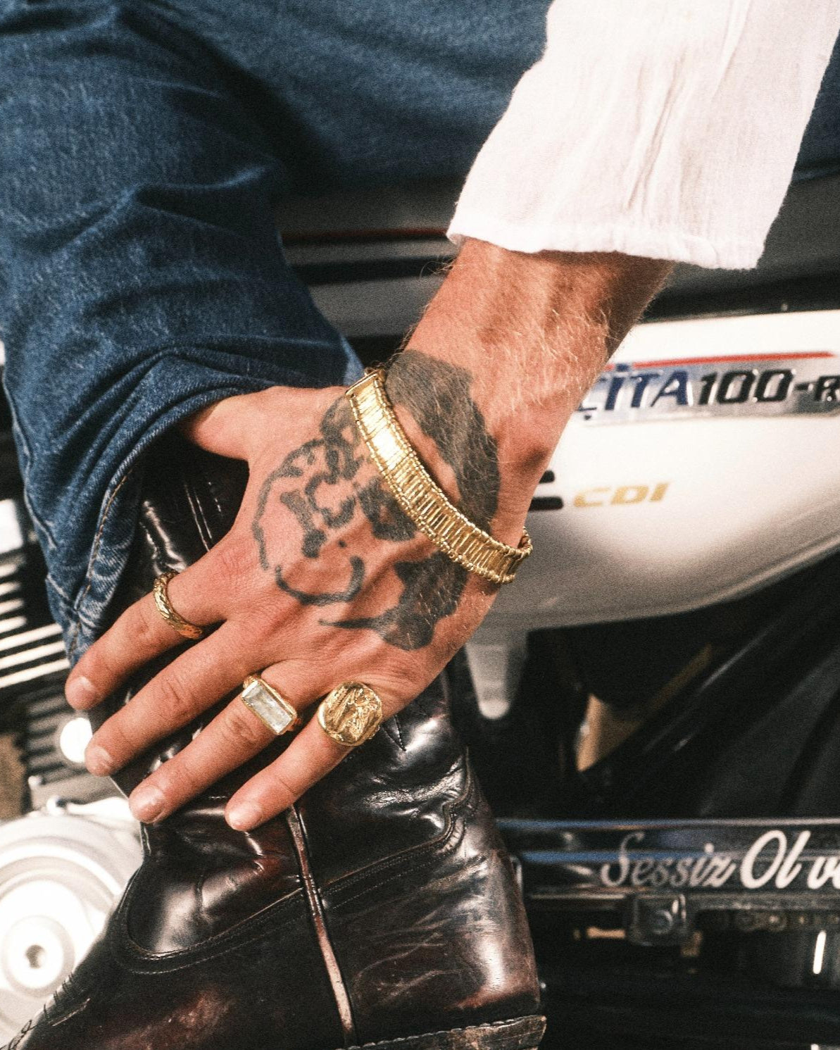 THE EMPRESS BRACELET