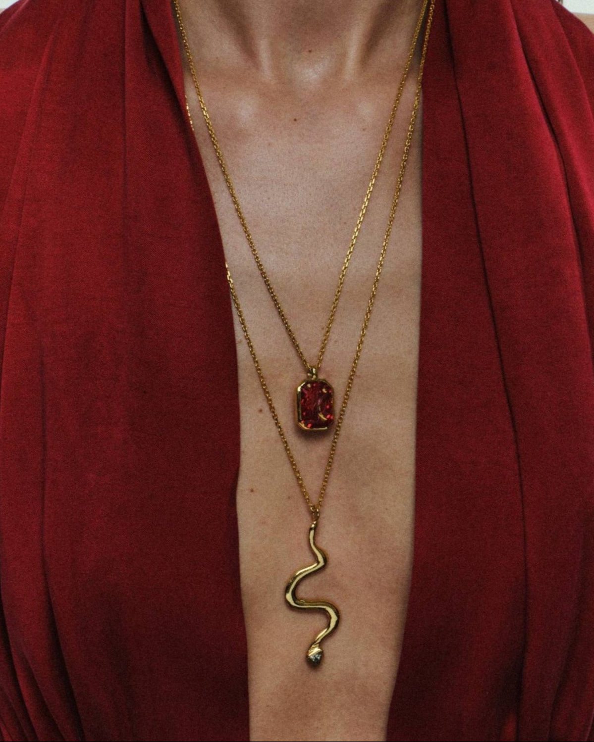 THE MANASA NECKLACE